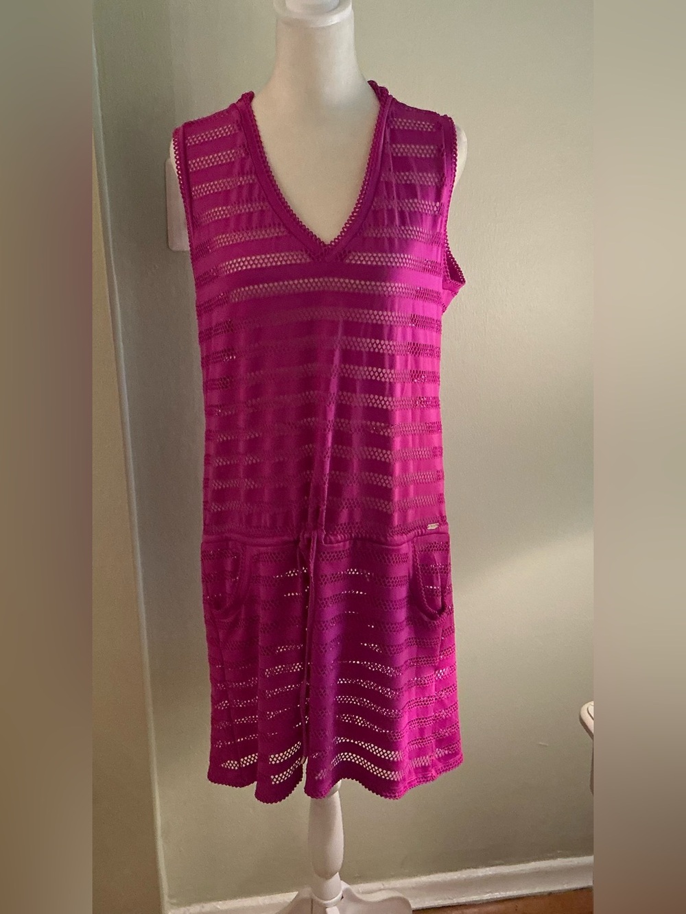 Sleeveless Calvin Klein  Hooded Magenta Mesh Swim Cover-Up with V-Neck